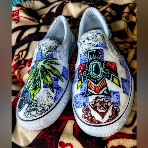 Shoes - Picture 2 of 5